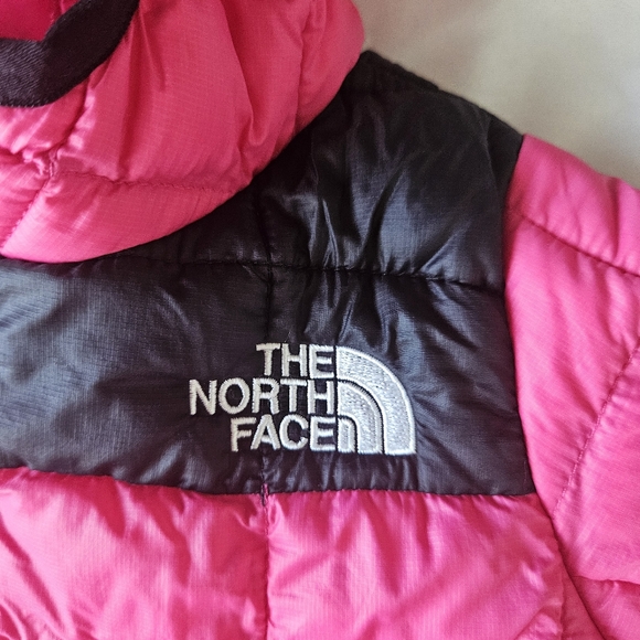 The North Face Infant Thermal Ball Jacket 6-12 month - Picture 6 of 7